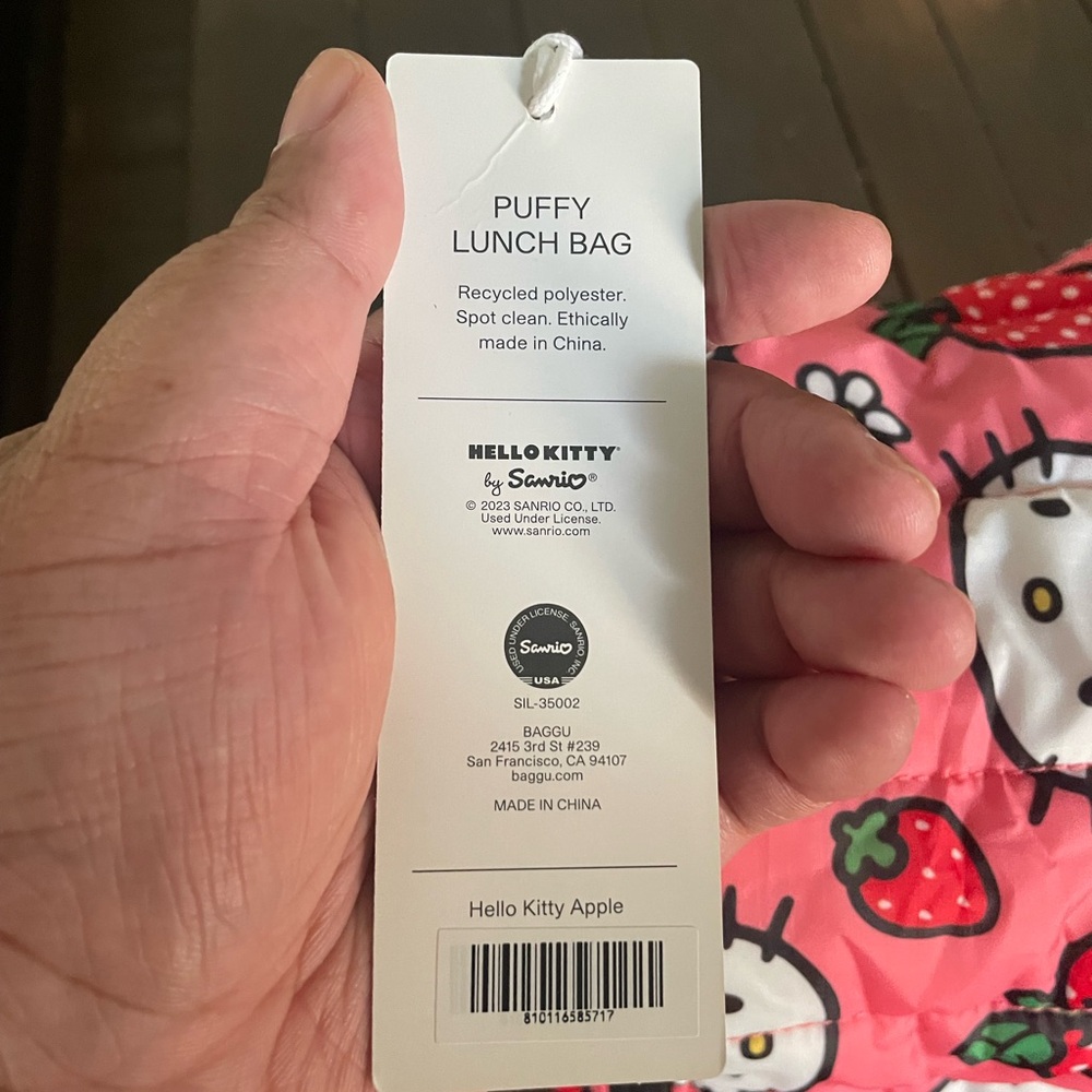 Baggu x Hello Kitty and Friends Puffy Lunch Bag - Picture 7 of 13